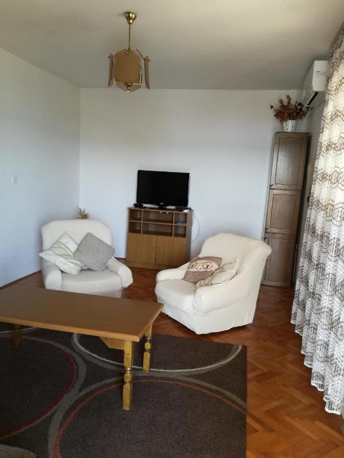 Apartman Ana-zora *