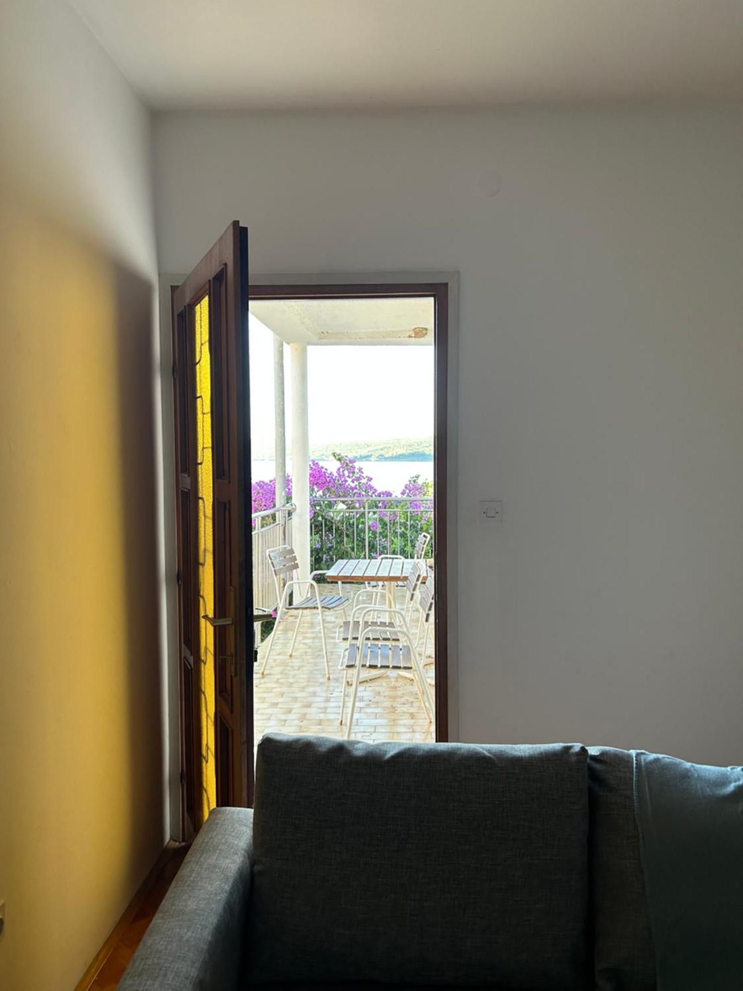 Apartman Ana-zora * Posedarje